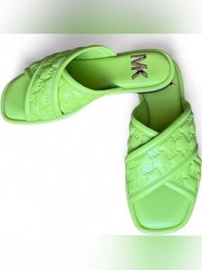 MK Michael Kors Gideon Puffy Logo Slide Sandals Limeade Green Women Sz 7.5 NWOB